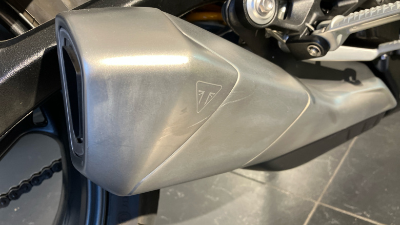 Triumph Street Triple R (23MY)